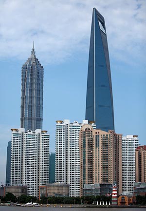 Всемирный финансовый центр (Shanghai World Financial Centre) в Шанхае (Китай)