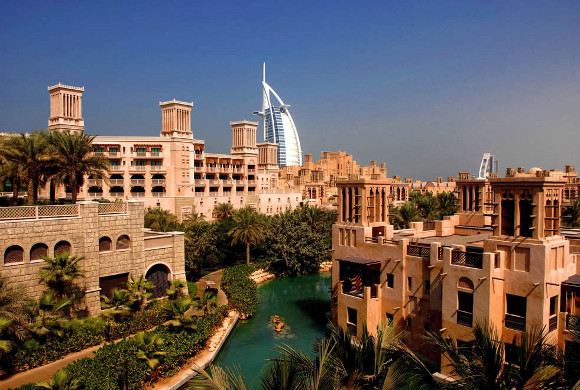 Отдыхайте по-королевски в Jumeirah Al Qasr на курорте Madinat Jumeirah