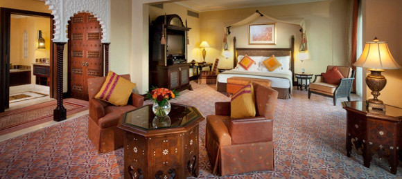 Отдыхайте по-королевски в Jumeirah Al Qasr на курорте Madinat Jumeirah